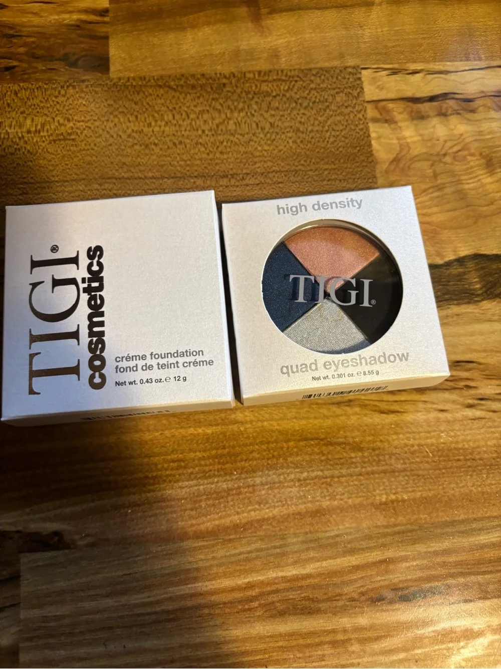 TIGI Quad Eyeshadow - Copper, Black, Champagne, Coral